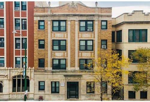 28-511 Belmont Ave, Chicago, IL, 60657-4620 | Card Image