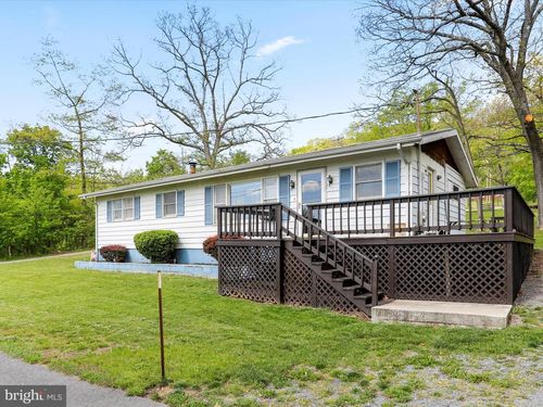 15 Wilderness Ln, RIDGELEY, WV, 26753-7371 | Card Image