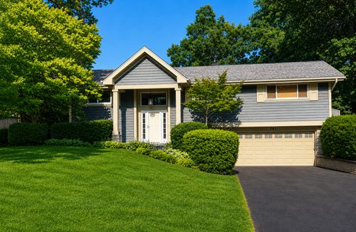 781 Shag Bark Ln, Deerfield, IL, 60015-4550 | Card Image