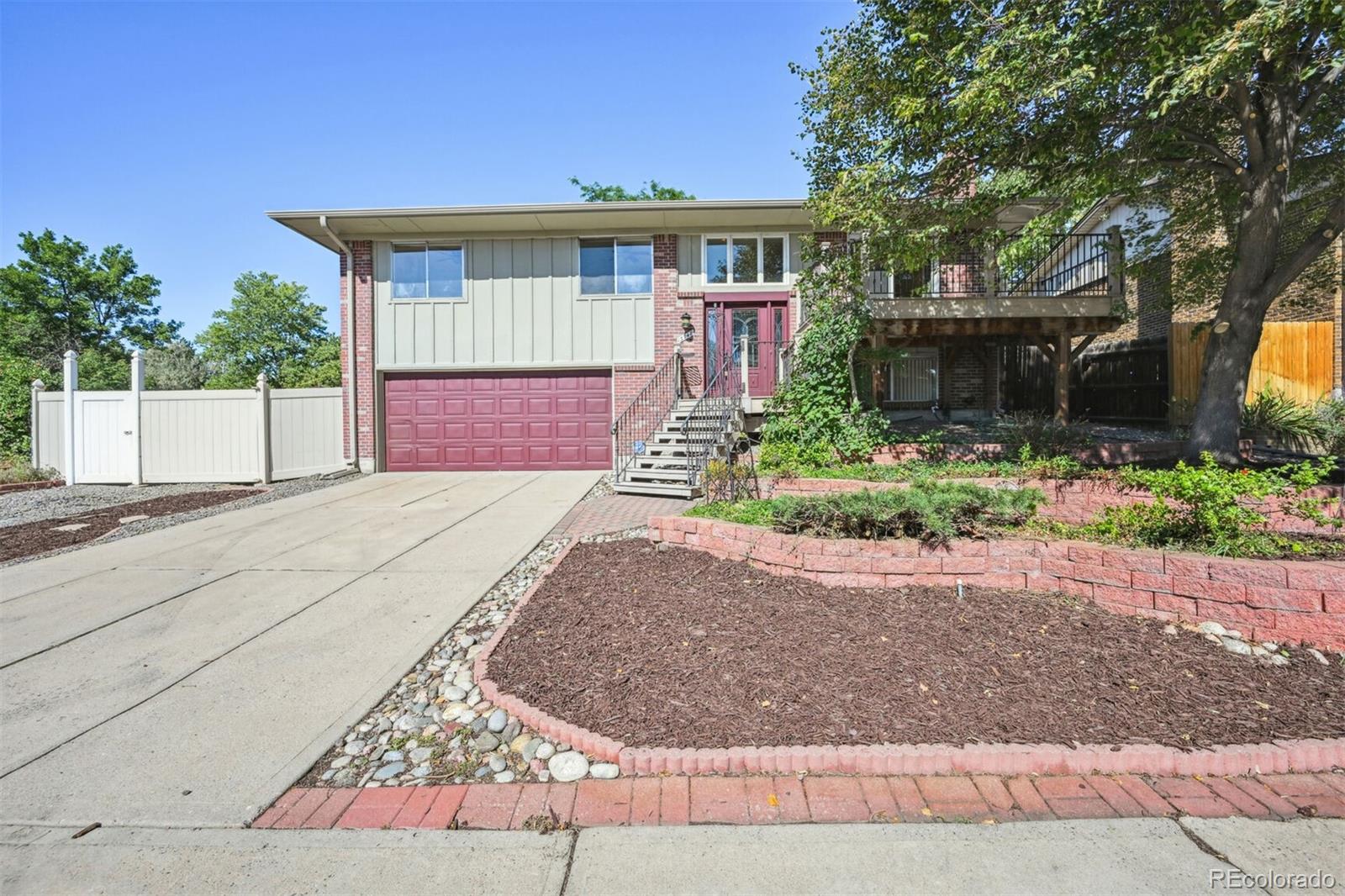 Asbury Cir, Lakewood, CO 80228