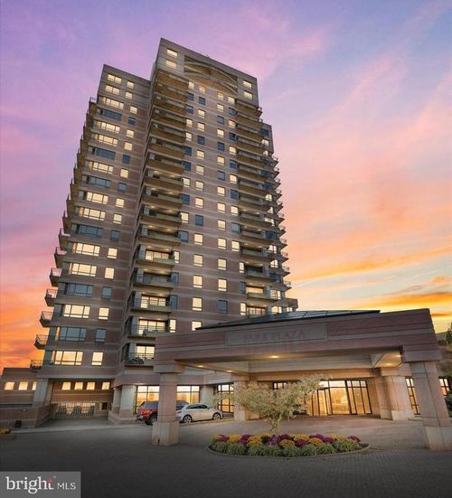 apt-406-1100 Lovering Ave, WILMINGTON, DE, 19806-3275 | Card Image