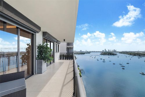 1902-1000 Venetian Way, Miami Beach, FL, 33139-1032 | Card Image