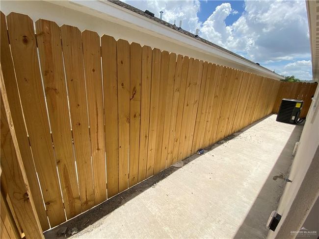 APT-4 - 1607 Angelina Dr, Condo with 3 bedrooms, 2 bathrooms and 2 parking in San Juan TX | Image 7