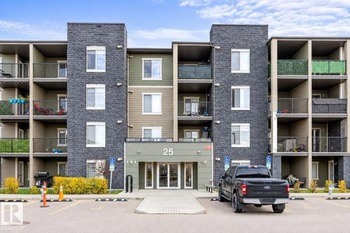 25 Element Dr N, St Albert, AB, T8N7S1 | Card Image