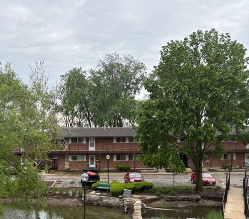 2d-1840 W Hatherleigh Ct, Mount Prospect, IL, 60056-4732 | Card Image