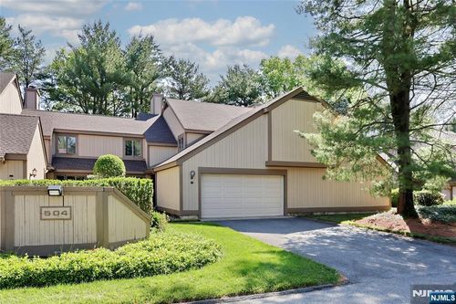 504 Aspen Ln, Wyckoff, NJ, 07481-1543 | Card Image