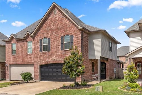 1530 Lacadie Dr, Lake Charles, LA, 70605-6690 | Card Image