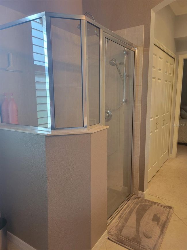 Walk in Shower | Image 23