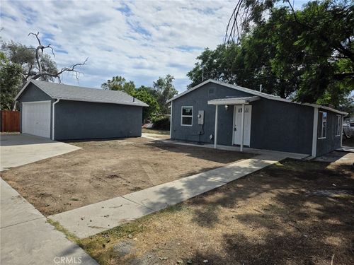 865 W 48th St, San Bernardino, CA, 92407 | Card Image