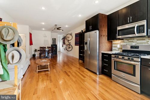 a-2555 Carpenter St, PHILADELPHIA, PA, 19146-2338 | Card Image