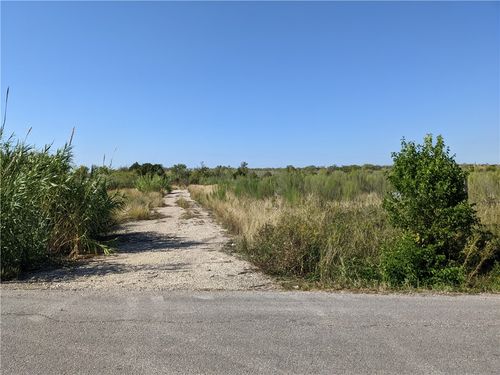 5534 Williamson Rd, Creedmoor, TX, 78610-2067 | Card Image