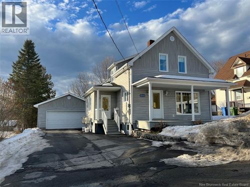 120 34e Ave, Edmundston, NB, E3V2T6 | Card Image