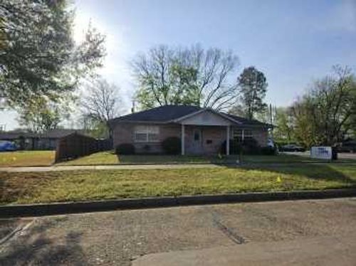 329 S Commerce Ave, Russellville, AR, 72801-5958 | Card Image