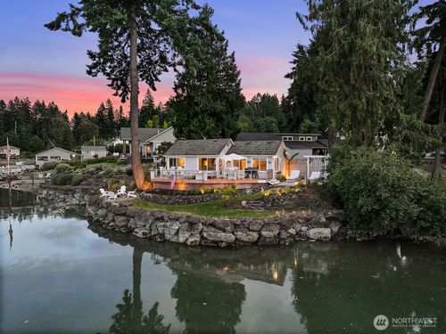 3025 115th Ave Nw, Gig Harbor, WA, 98335-5861 | Card Image