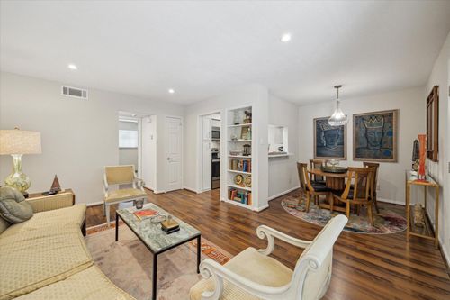 c2-606 Marshall St, Houston, TX, 77006-4480 | Card Image