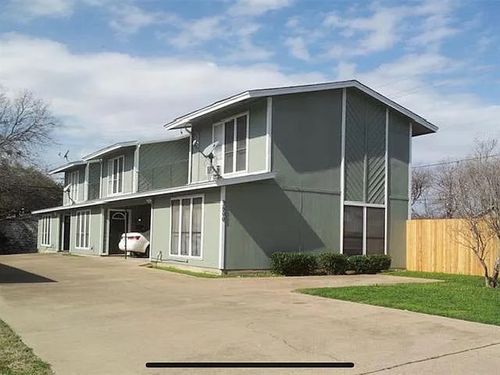 apt-a-2800 Wayside Ave, Fort Worth, TX, 76110-2826 | Card Image