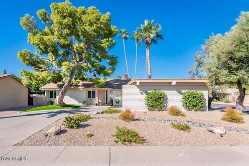 7526 N Via De La Campana, Scottsdale, AZ, 85258-3503 | Card Image