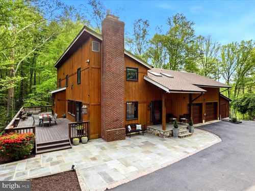11930 Henderson Rd, CLIFTON, VA, 20124-2256 | Card Image