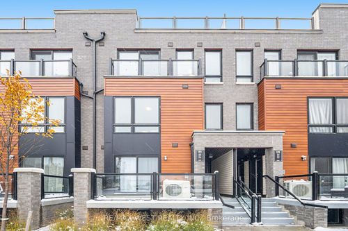 27-165 Tapscott Rd, Scarborough, ON, M1B4Y7 | Card Image