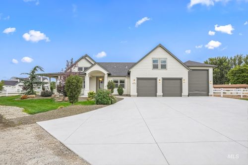 1410 Connelly Ln, Emmett, ID, 83617-3427 | Card Image