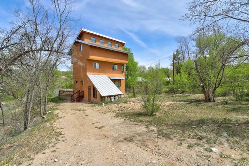 272 State Road 75, Dixon, NM, 87527 | Card Image