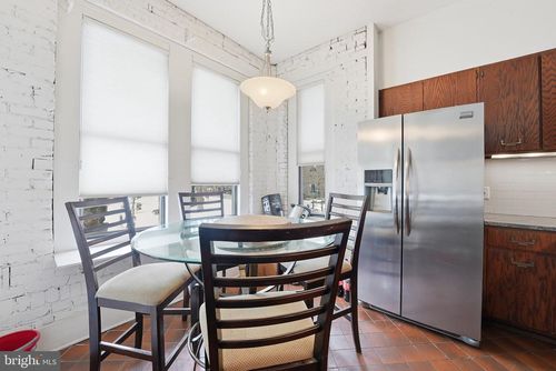 2211 Washington Cir Nw, WASHINGTON, DC, 20037-1858 | Card Image