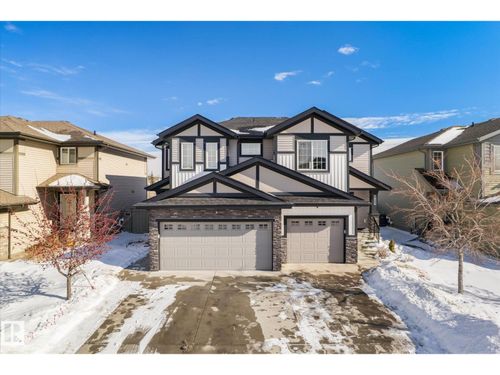 9013 217 St Nw, Edmonton, AB, T5T7C4 | Card Image