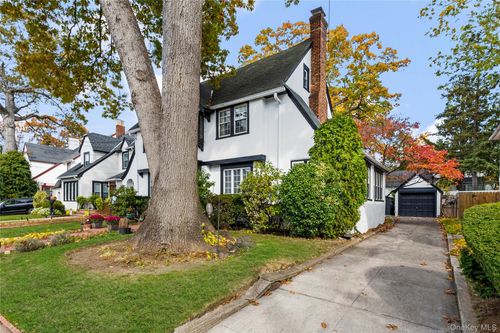 11245 178th St, Jamaica, NY, 11433-4117 | Card Image