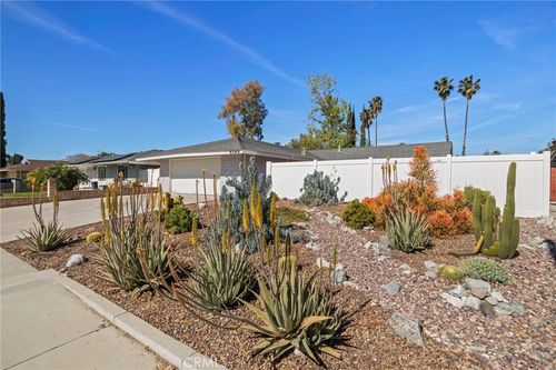 9269 Delano Dr, Riverside, CA, 92503-3211 | Card Image