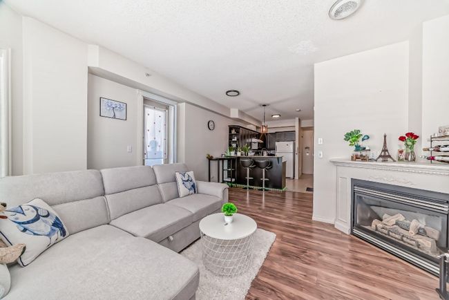 203 - 1507 Centre A Street, Home with 1 bedrooms, 1 bathrooms and 1 parking in Calgary AB | Image 5