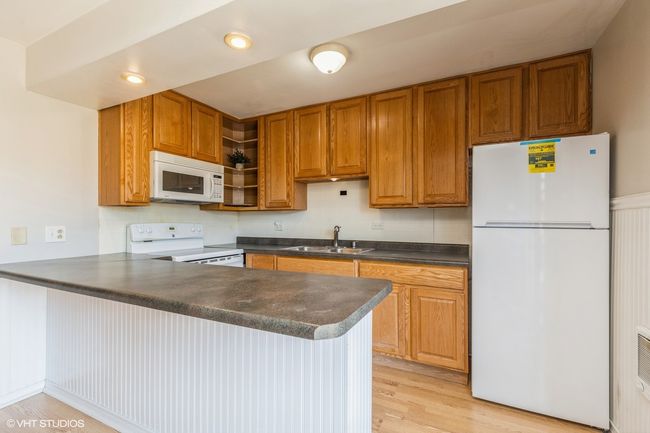 APT-3 - 23 Jamaica Colony, Condo with 0 bedrooms, 1 bathrooms and 2 parking in Fox Lake IL | Image 8