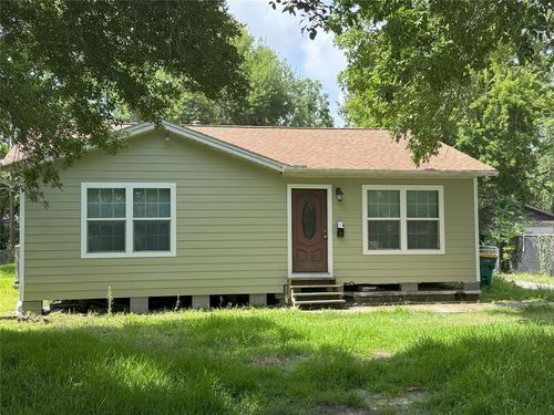 2115 Oaklawn Dr, La Marque, TX, 77568-5352 | Card Image