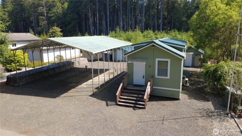 16 Copalis Rv Ln, Copalis Beach, WA, 98535-1204 | Card Image