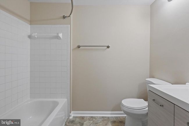 APT-101 - 8058 Lisle Dr, Condo with 2 bedrooms, 2 bathrooms and null parking in MANASSAS VA | Image 15