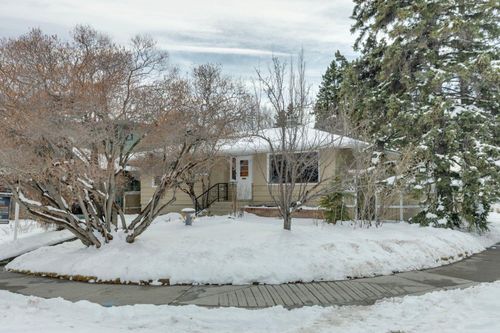 2363 23 St Nw, Calgary, AB, T2M3Y1 | Card Image