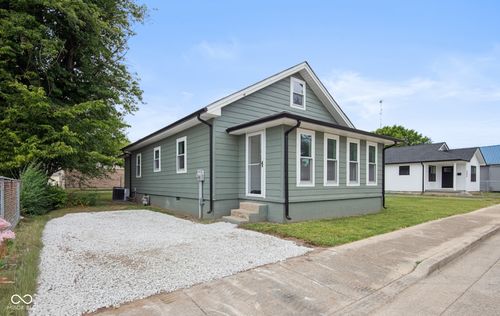 306 Highlawn Ave, Seymour, IN, 47274-2532 | Card Image
