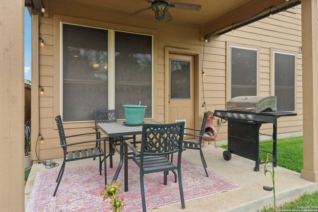 512 Saddle House, House other with 4 bedrooms, 4 bathrooms and null parking in Cibolo TX | Image 36