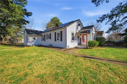126 Appomattox Ave, Portsmouth, VA, 23702-1604 | Card Image