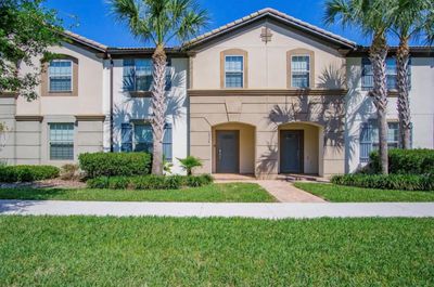 8924 Adriatico Lane, Townhouse with 5 bedrooms, 4 bathrooms and null parking in KISSIMMEE FL | Image 1