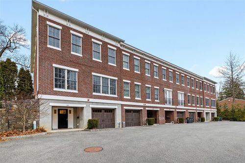 185 Lincoln Ave, Pelham, NY, 10803-1328 | Card Image