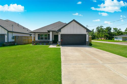 1507 5th St, Hempstead, TX, 77445-6220 | Card Image