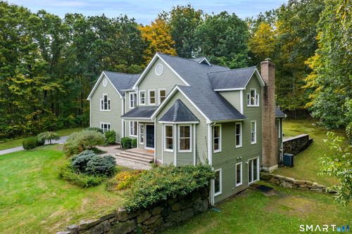 35 Christian Ln, Brookfield, CT, 06804-3510 | Card Image