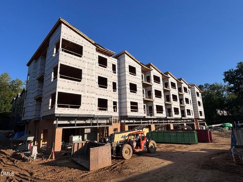 301a-120 Two Hills Dr, Carrboro, NC, 27510-2675 | Card Image