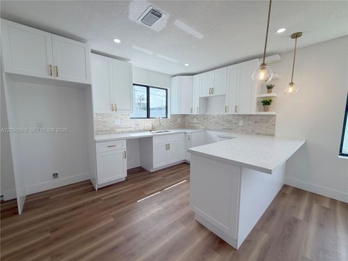 14740 Polk St, Miami, FL, 33176-7536 | Card Image