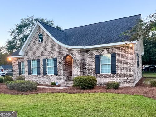 321 E Magnolia St, Jesup, GA, 31546-3842 | Card Image