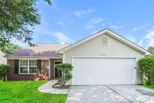 3931 Bitterroot Ct, Charlotte, NC, 28269-1767 | Card Image