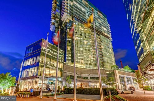2307-300 International Dr, BALTIMORE, MD, 21202-4981 | Card Image