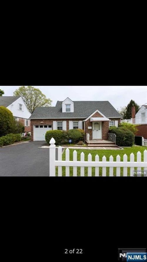 176 Kinderkamack Rd, River Edge, NJ, 07661-2019 | Card Image