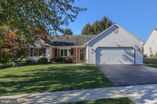 3 Arbor Dr, MYERSTOWN, PA, 17067-3107 | Card Image