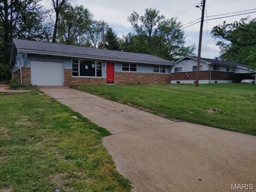 9967 Lanier Dr, Saint Louis, MO, 63136-5457 | Card Image